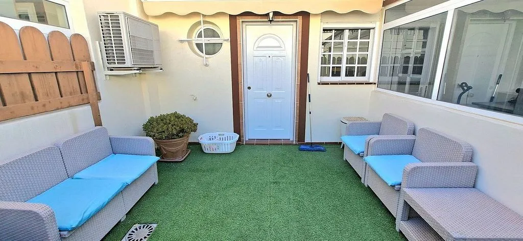 Terrass - Semi-Detached Villa with Pool in Chayofa