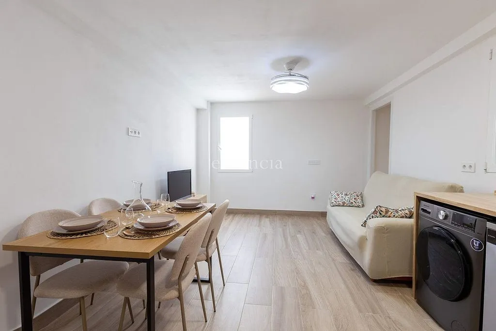 Söögituba - Fully Renovated Flat with Lift in Gandia