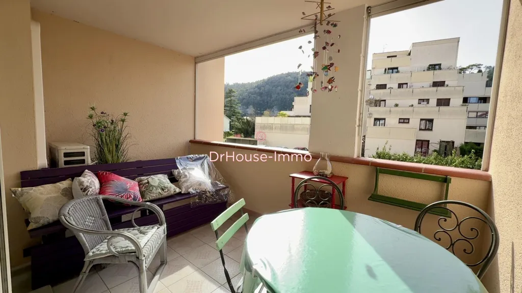 Rõdu - Bright Flat with Terrace in Cahors Centre