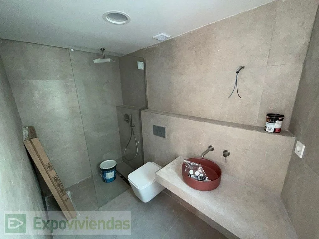 Vannitoad - Ground Floor Studio Flat in Los Dolores