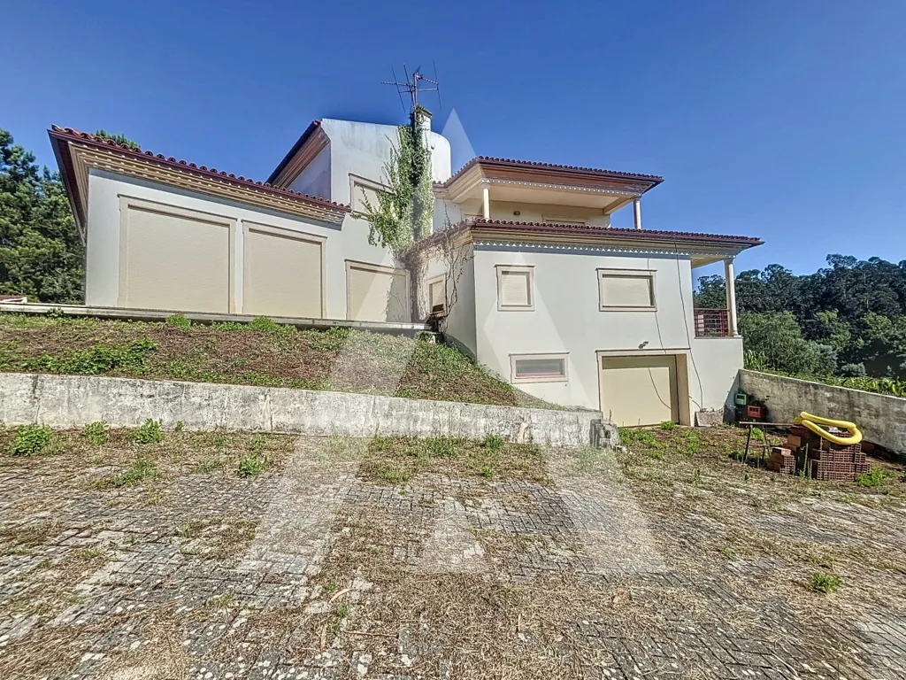 Exterior - Isolated House with Indoor Pool in Pombal