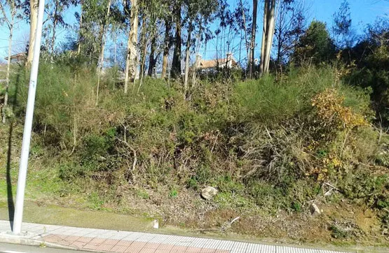 Jardin - Land Plot Near Zamanes Dam in Vigo