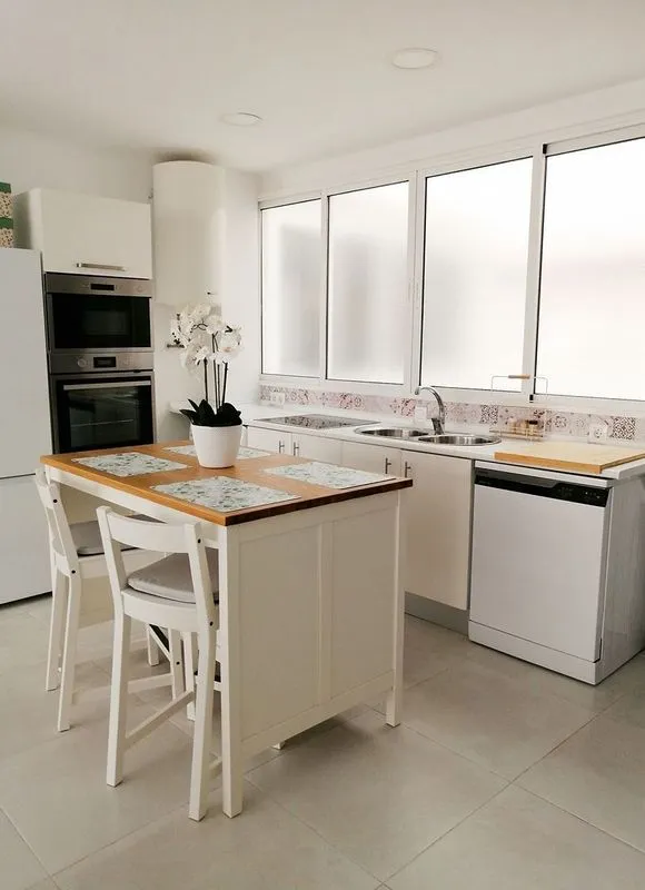 Cuisine - Modern Apartment with Terrace in Playa Tamarit
