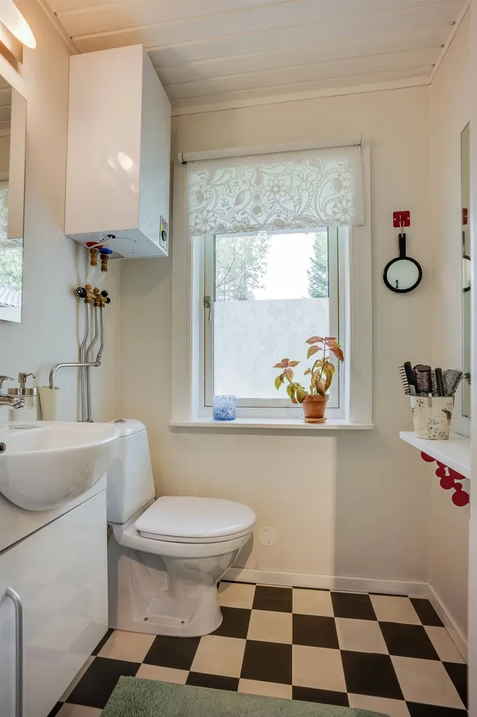 Bagni - Charming Bungalow with Garden near Umeå