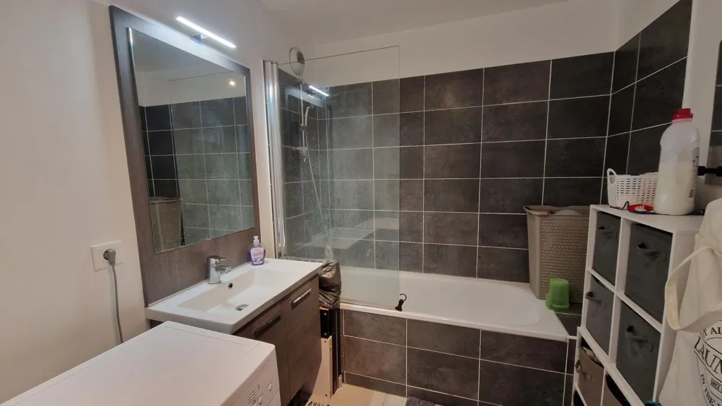 Vannitoad - Charming Flat with Balcony in Neuilly-sur-Marne