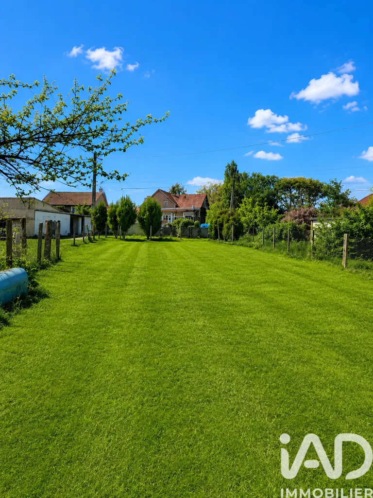 Jardin - Terrain à Bâtir à Thiescourt avec Viabilisation à Prévoir