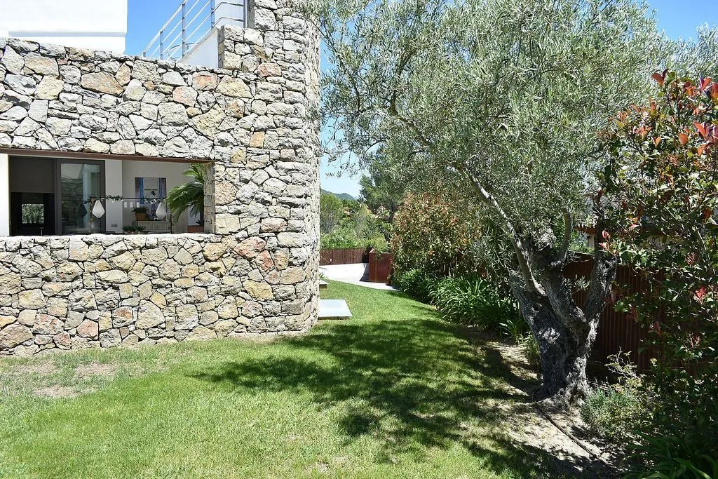 Jardin - Chalet with Pool and Terrace in Bonmont