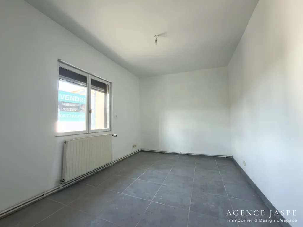 Stanze - Renovated Flat with Parking in Sury-le-Comtal