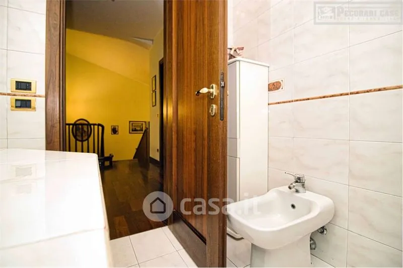 Vannitoad - Semi-detached Villa with Garden in Torrenova, Modena