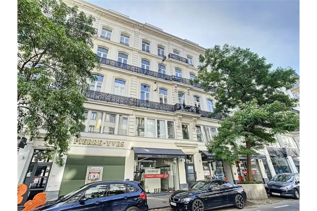 Välivaade - Duplex Apartment with Mezzanine in Marais, Brussels