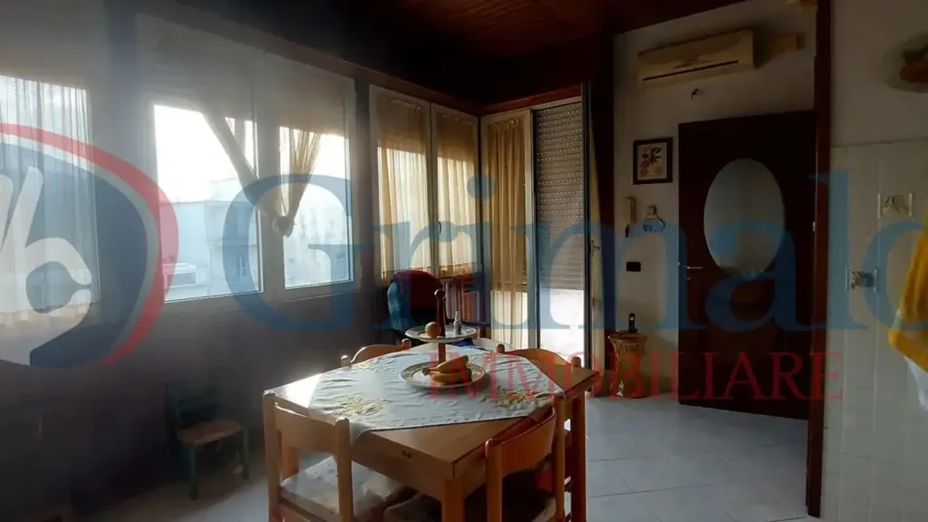 Söögituba - Penthouse with Terrace in Avellino