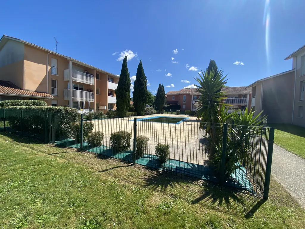 Giardino - 2-Bed Apartment with Balcony in Dax