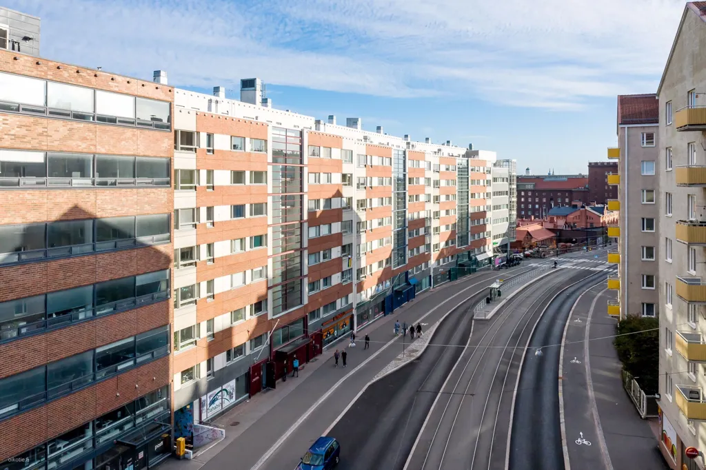 Exterior - Renovated Flat with Private Sauna in Sörnäinen
