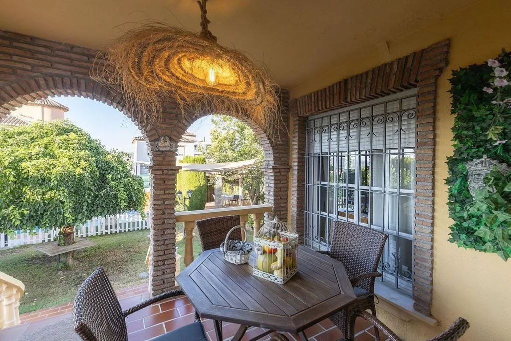 Terrasse - Luxury Detached House with Pool in Zubia