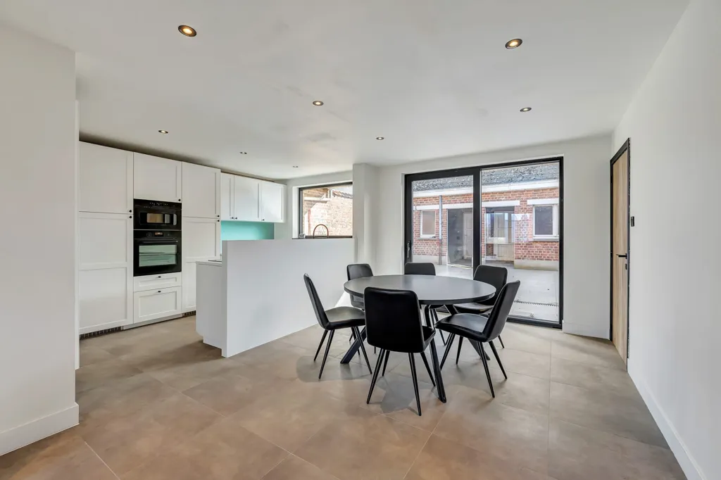 Söögituba - Renovated House with Garden in Zottegem
