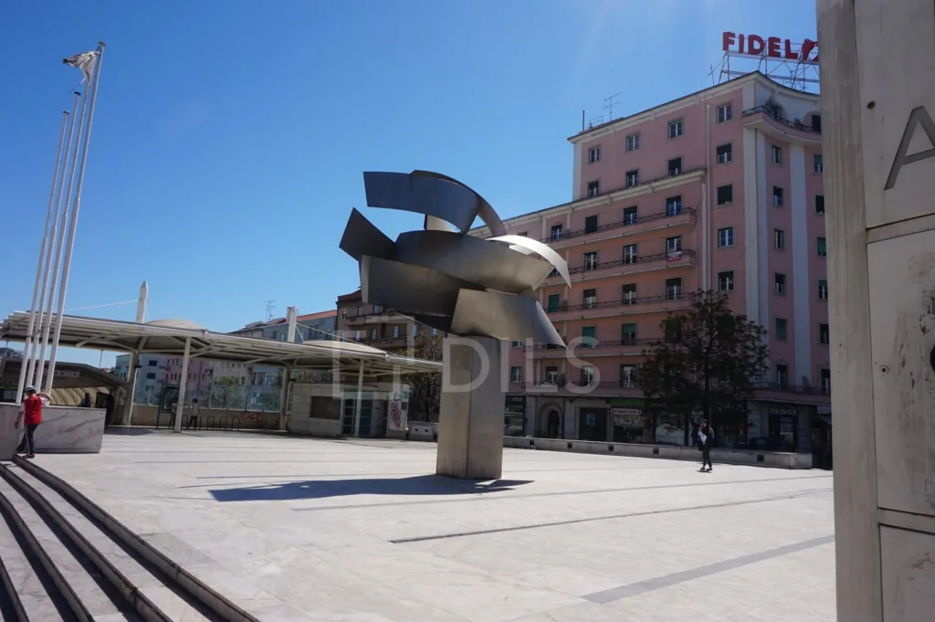 Shop in New Development, Alvalade, Lisbon