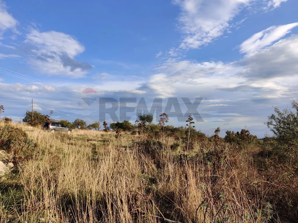 Jardin - 10,200 sqm Plot in Contrada San Salvatore