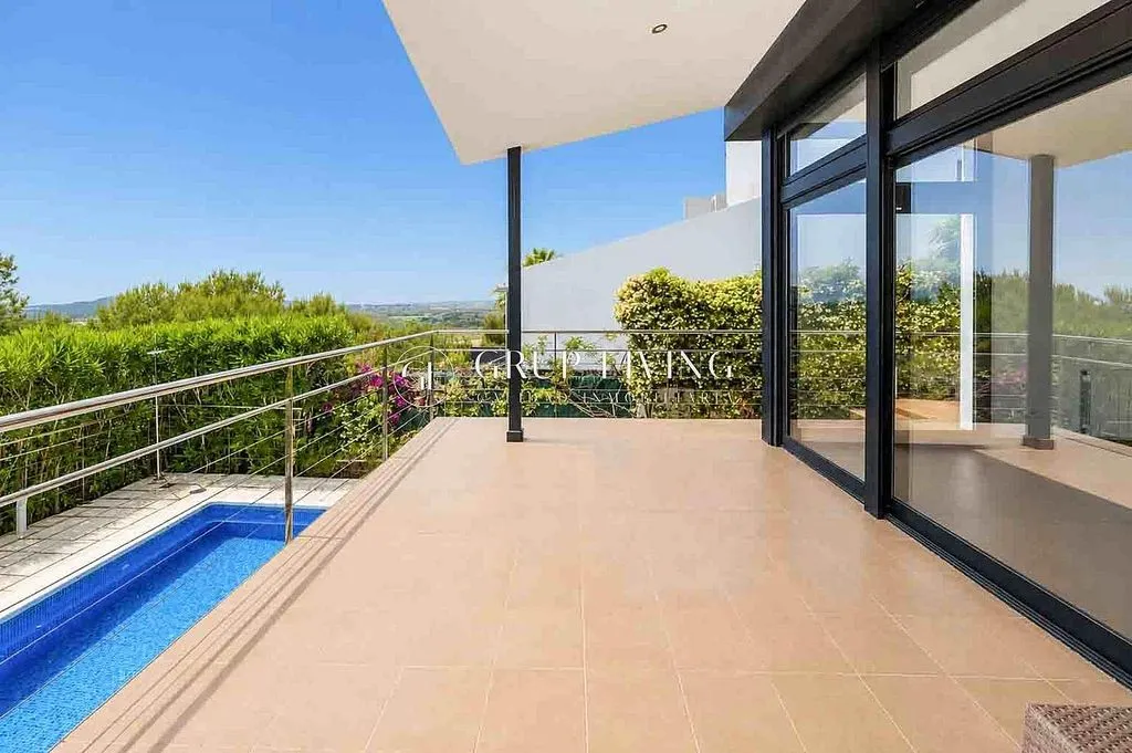 Bassein - Charm Villa with Pool in Vallpineda