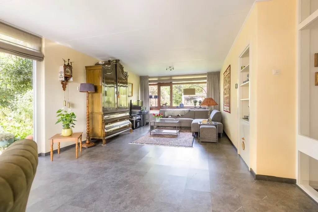 Maison 6 pièces à Ten Boer