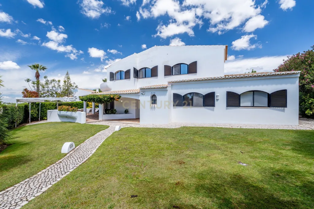 Exterior - Sea View Villa with Pool in Alvor