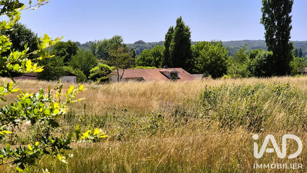 Jardin - Maison avec Piscine et Jardin à Sauveterre-de-Guyenne