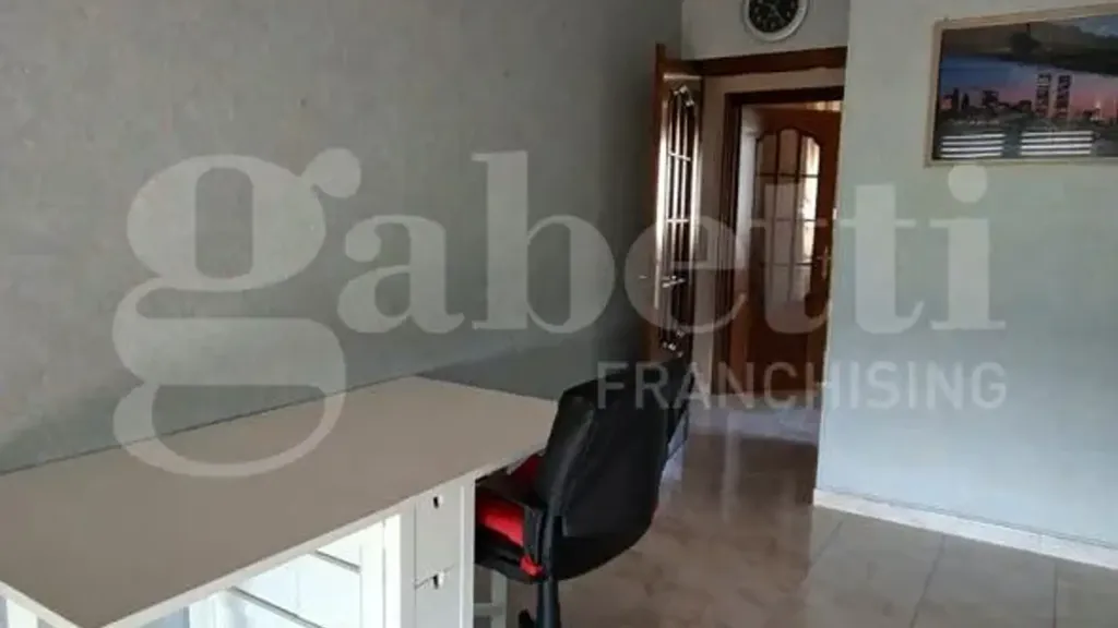 Despacho - Student Room in Grugliasco with Terrace