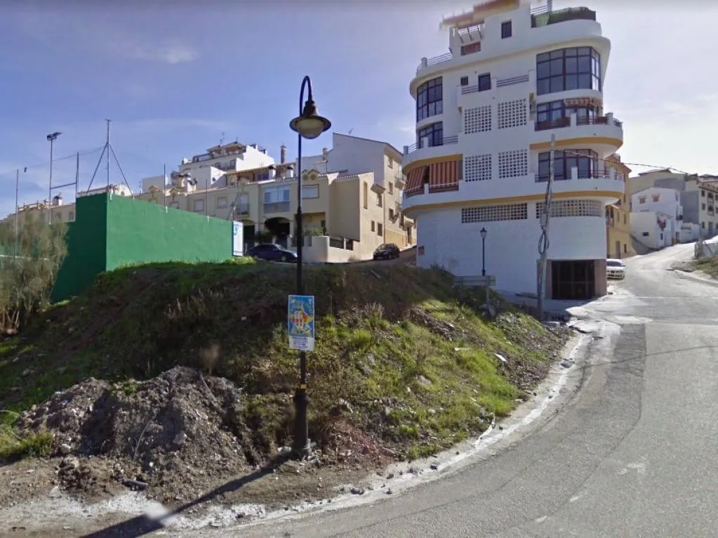 Välivaade - Plot with Infrastructure in Benamocarra, Málaga