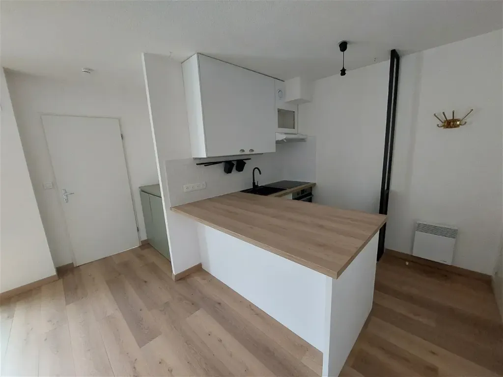 Appartement 2 pièces à Deville Les Rouen