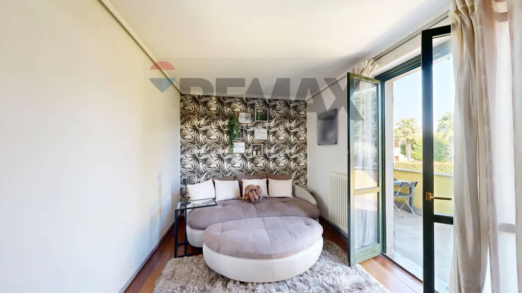Chambres - Charm Duplex with Veranda in Lentate Sul Seveso
