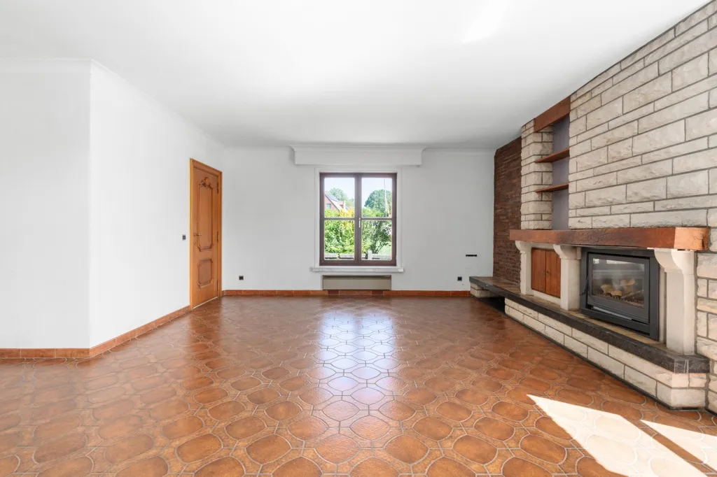 Séjour - Maison Individuelle avec Grand Jardin à Temse