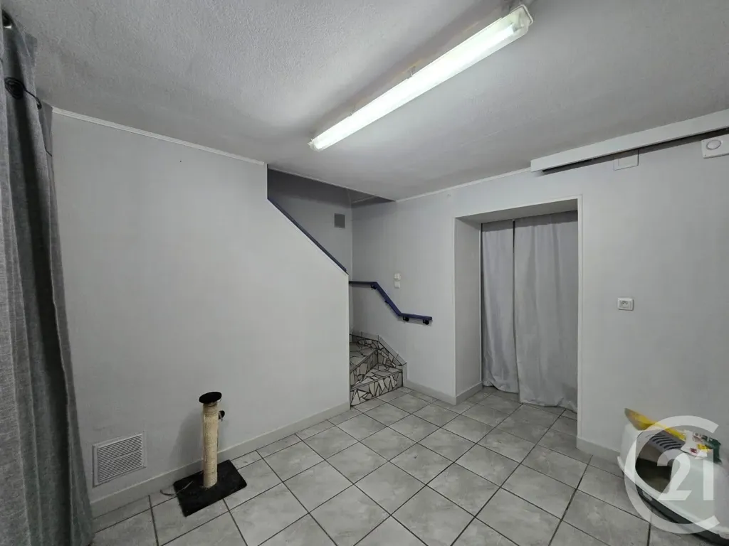 Entrée - Maison avec Terrasse et Jardin à Saint-Étienne