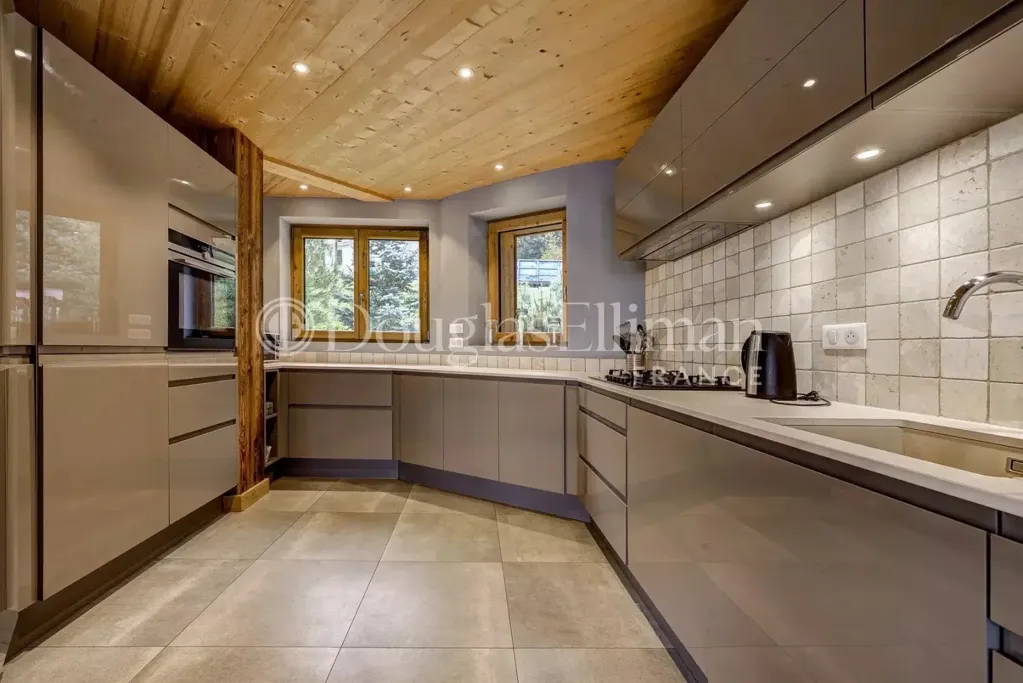 Cuisine - Chalet Moderne avec Vue Panoramique à Morzine