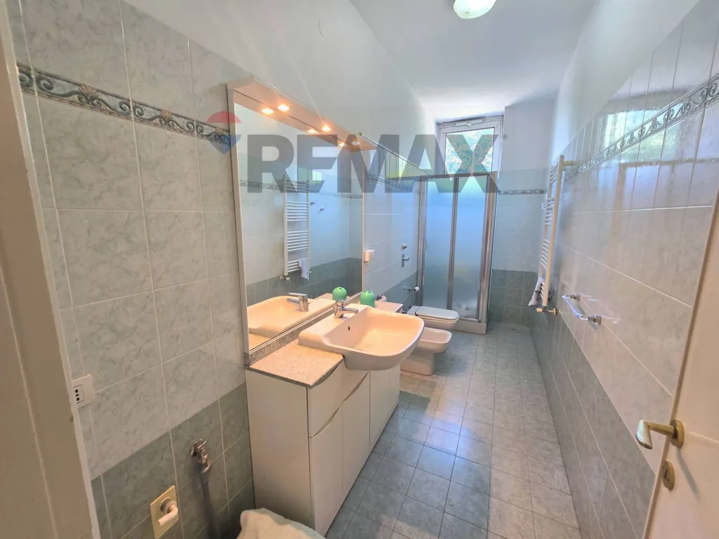 Vannitoad - Spacious Triplex with Balcony in Milan