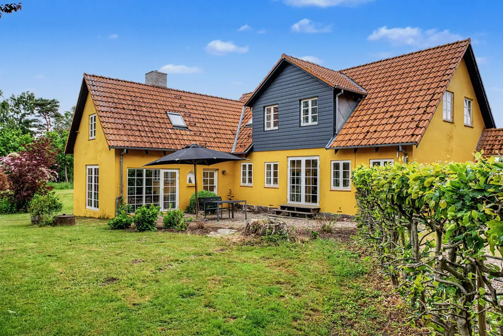 Exterior - Villa with Forest View in Faaborg