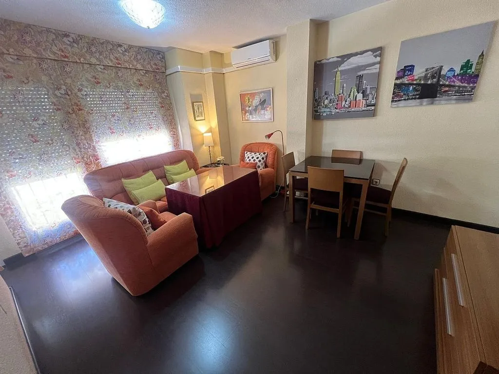 Séjour - Furnished Flat with Balcony in Millán de Priego