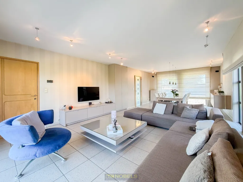 Elutuba - Instapklare Villa with Garage in Wortegem
