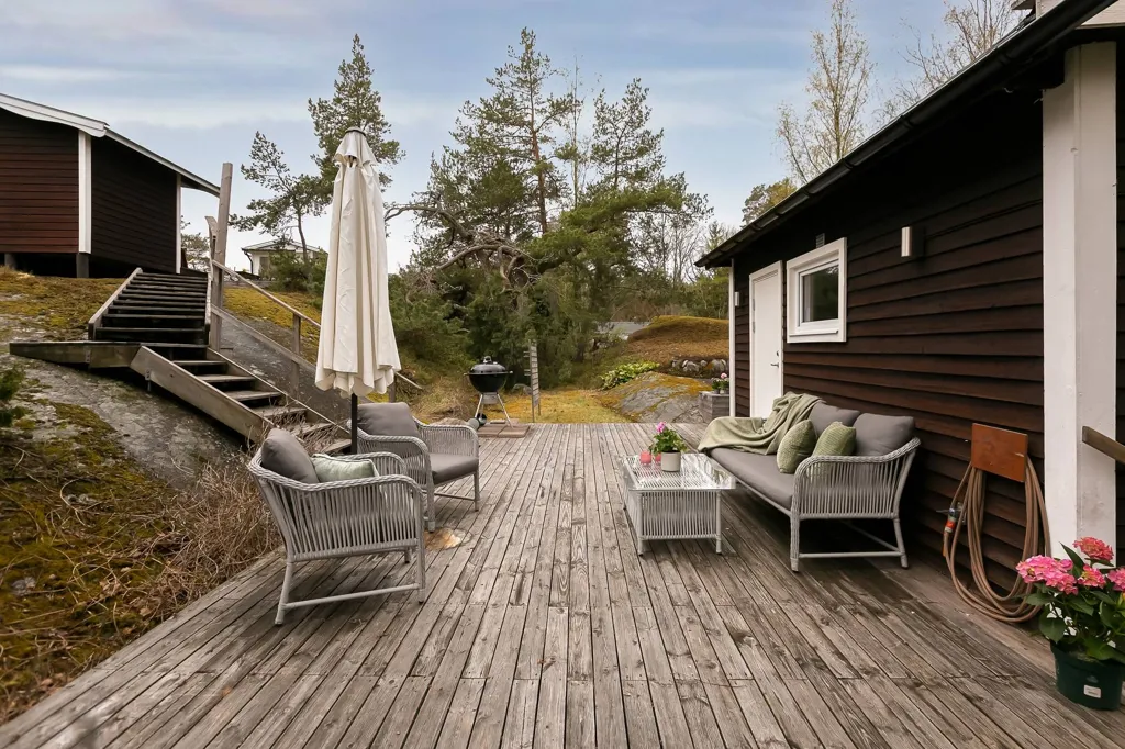 Terrass - Cottage with Garden in Västra Älvsala