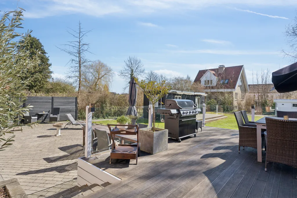 Terrasse - Murermestervilla with Garden in Hvidovre