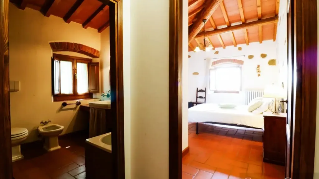 Chambres - Rustic Tuscan Farmhouse with Pool in Reggello