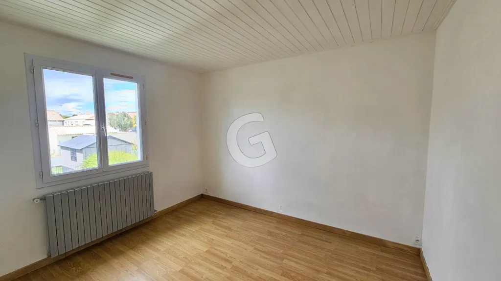 Rooms - Charming House with Garden in Angles