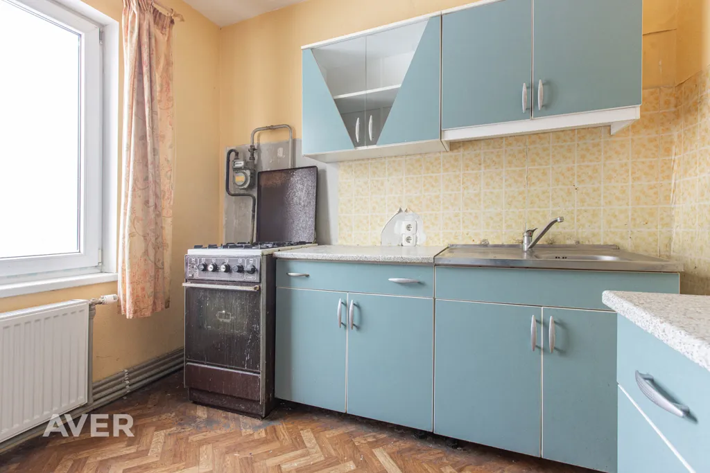 Cucina - Spacious 4-Bedroom Flat with Terrace in Rembate