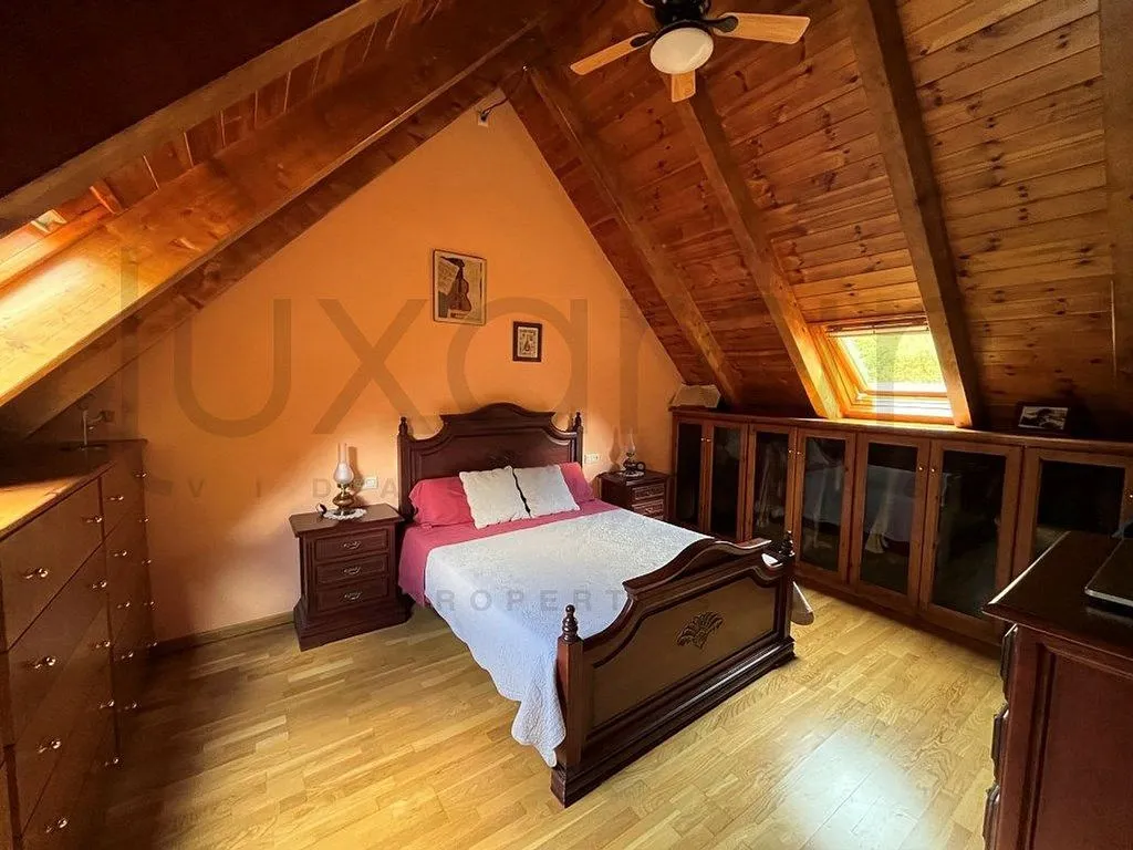 Chambres - Luxury Semidetached House with River View in Vielha