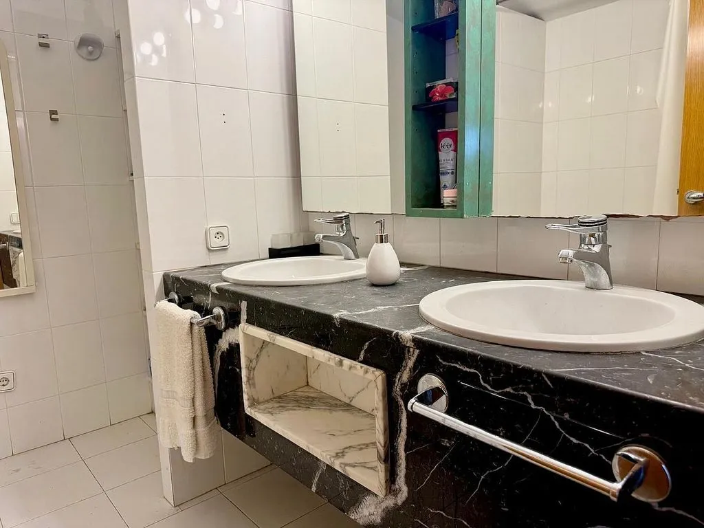 Salles de bain - Luxury House with South Orientation in Alpicat