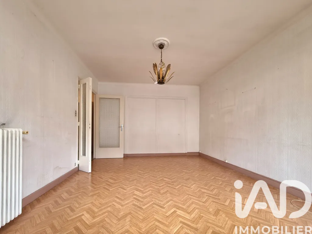 Toad - 1960s Apartment with Terrace in Nancy