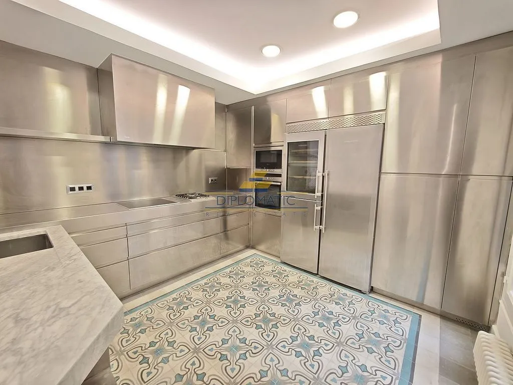 Cuisine - Luxury Flat with Garage in Recoletos