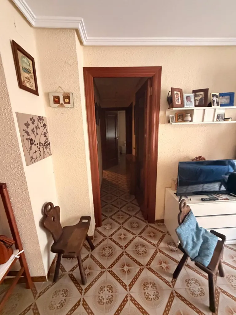 Séjour - Bright Apartment with Balcony in Benicalap, Valencia
