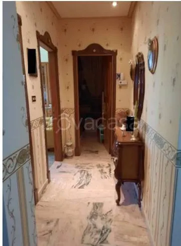 Esik - Auctioned Apartment with Balcony in Canicattì
