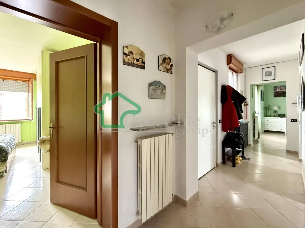 Entrée - Bifamiliar Villa with Private Garden in Secugnago