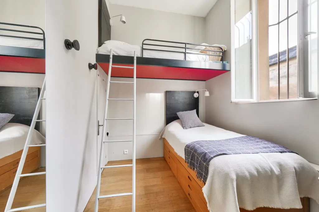Bedrooms - Contemporary Loft in Saint-Louis, Versailles