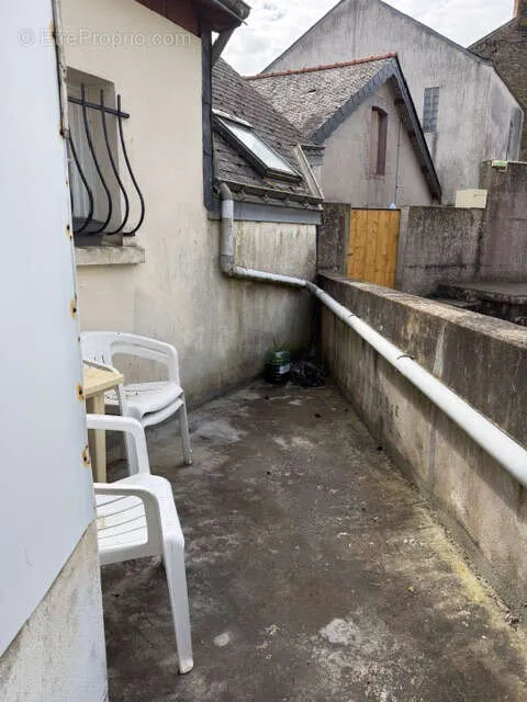 Balcone - Mixed-Use Property with Garden in Rohan